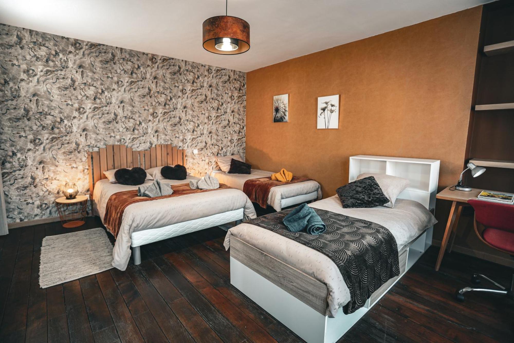 Gite , Au Dormeur Du Val Vireux-Wallerand Luaran gambar